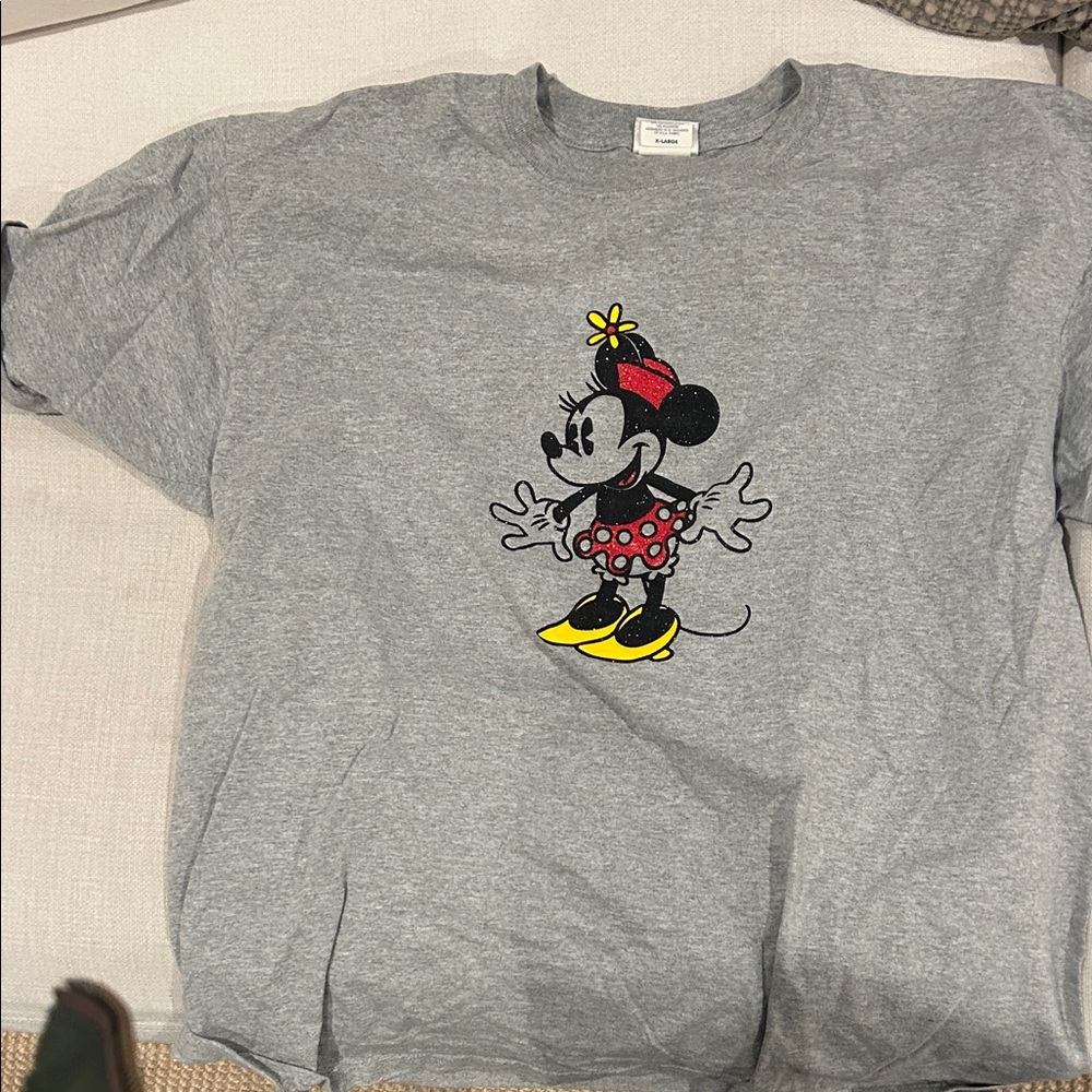 Disney Minnie Mouse Gray T-Shirt with Red and Yellow Accents